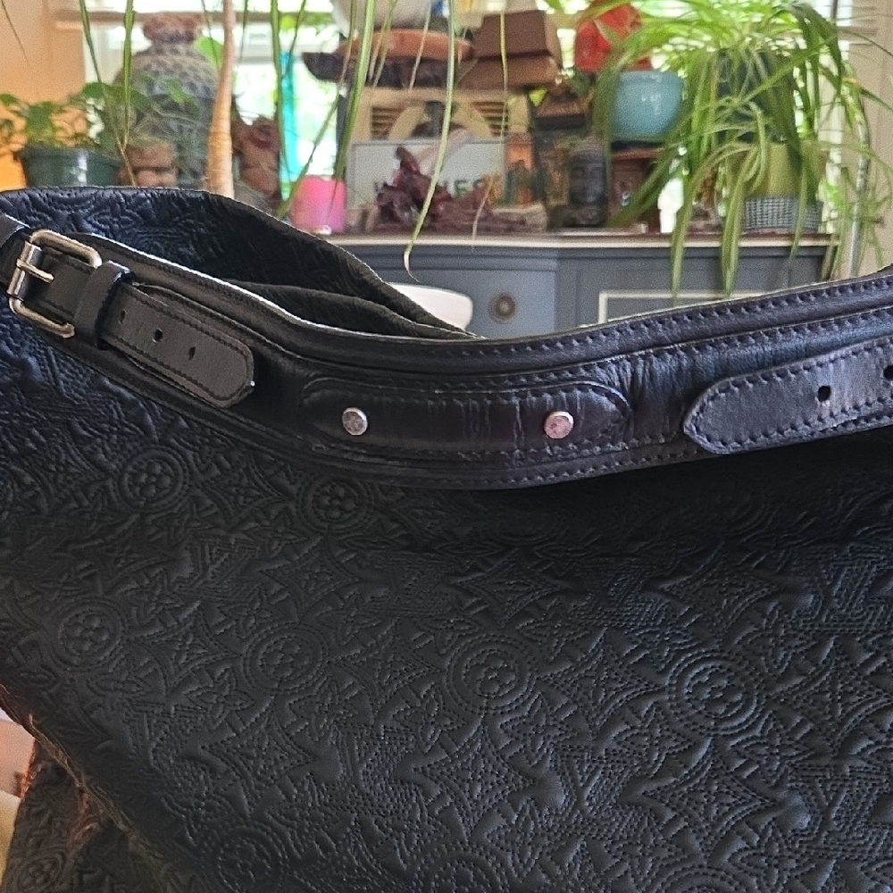 Louis Vuitton GM Antheia Hobo - Picture 6 of 14